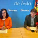 Sonsoles Sánchez-Reyes y J. Carlos Sánchez Mesón, portavoces del PP en el Ayuntamiento de Ávila y la Diputación Provincial, respectivamente, en el mandato 2019-2023
